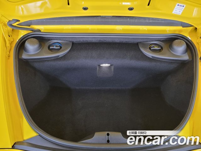 PORSCHE 718 Boxster 4.0 GTS 2022 - photo 6 - Import Corée du Sud | International Cars