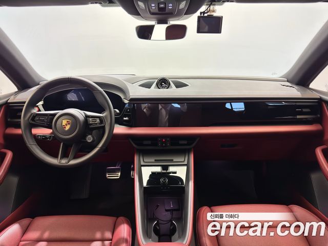PORSCHE Macan EV 4S 2025 - photo 14 - Import Corée du Sud | International Cars