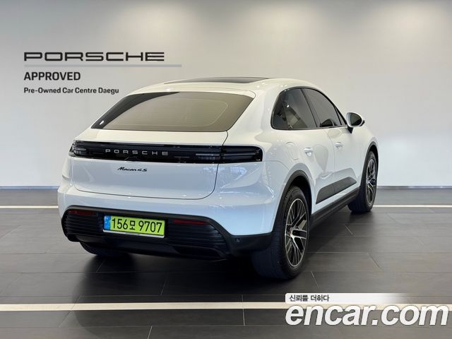 PORSCHE Macan EV 4S 2025 - photo 5 - Import Corée du Sud | International Cars