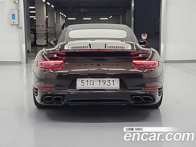 PORSCHE 911 Turbo S Cabriolet 2018 - photo 3 - Import Corée du Sud | International Cars