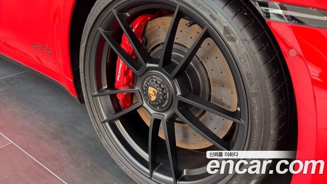 PORSCHE 911 (992) Carrera GTS 2024 - photo 5 - Import Corée du Sud | International Cars