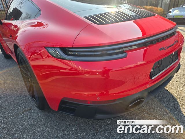 PORSCHE 911 (992) Carrera GTS 2024 - photo 8 - Import Corée du Sud | International Cars