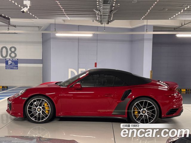 PORSCHE 911 Turbo S Cabriolet 2017 - photo 4 - Import Corée du Sud | International Cars