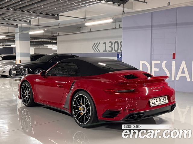 PORSCHE 911 Turbo S Cabriolet 2017 - photo 5 - Import Corée du Sud | International Cars