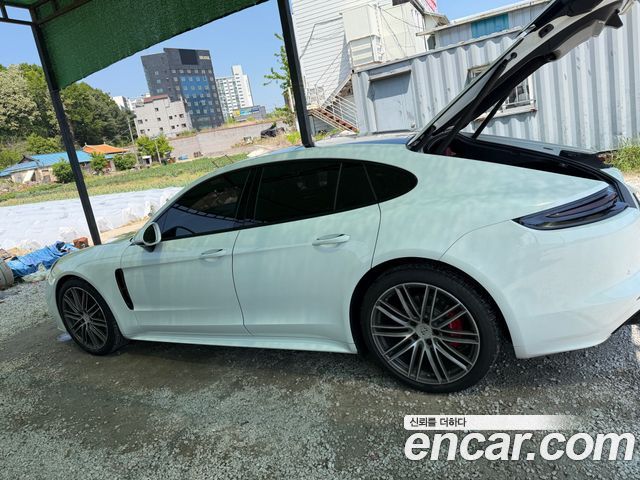 PORSCHE Panamera (971) 3.0 AWD 2018 - photo 12 - Import Corée du Sud | International Cars