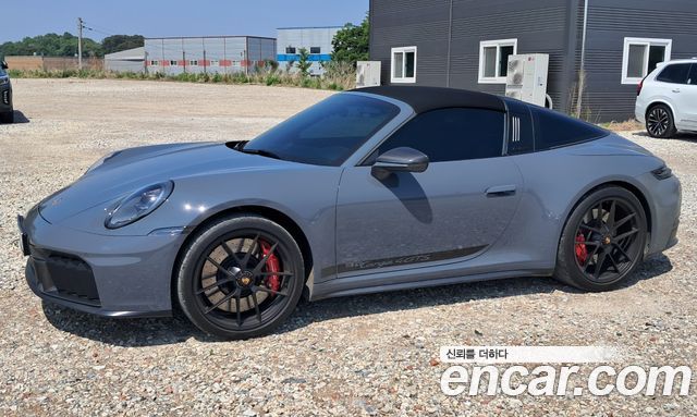 PORSCHE 911 (992) Targa 4 GTS 2026 - photo 2 - Import Corée du Sud | International Cars