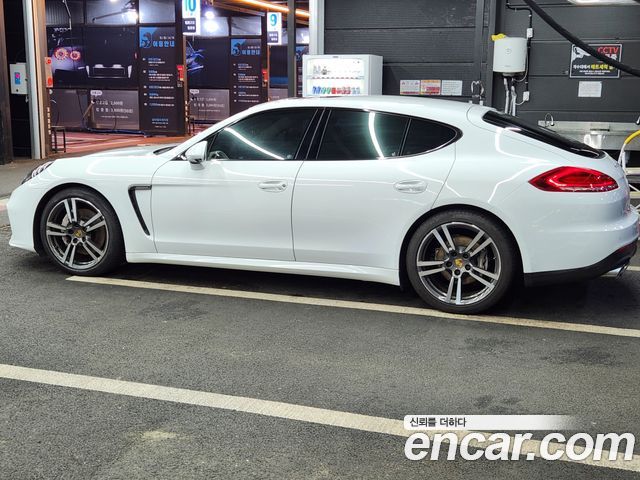 PORSCHE Panamera 3.0 디젤 2016 - photo 2 - Import Corée du Sud | International Cars