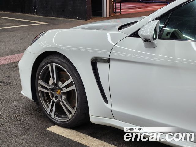 PORSCHE Panamera 3.0 디젤 2016 - photo 5 - Import Corée du Sud | International Cars
