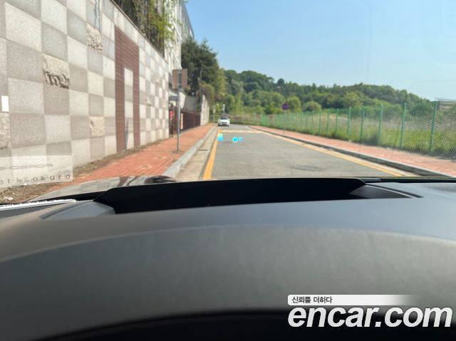 PORSCHE Macan EV 4S 2025 - photo 11 - Import Corée du Sud | International Cars