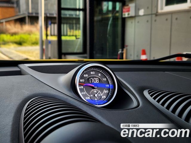 PORSCHE 718 Boxster 2.5 GTS 2020 - photo 15 - Import Corée du Sud | International Cars