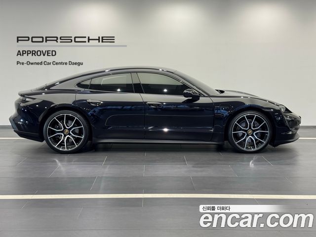 PORSCHE Taycan 베이스 2023 - photo 3 - Import Corée du Sud | International Cars