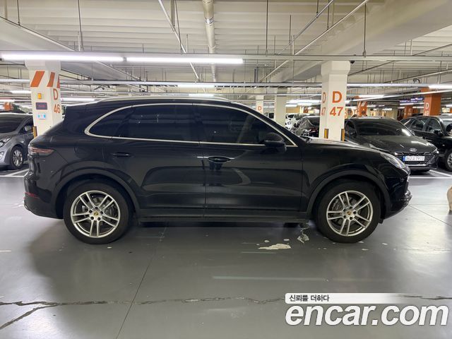 PORSCHE Cayenne (PO536) 3.0 2019 - photo 2 - Import Corée du Sud | International Cars