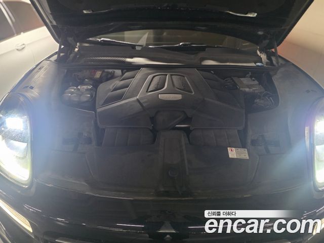 PORSCHE Cayenne (PO536) 3.0 2019 - photo 6 - Import Corée du Sud | International Cars