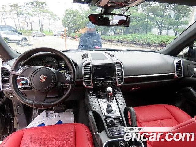 PORSCHE Cayenne 3.0 디젤 2012 - photo 24 - Import Corée du Sud | International Cars
