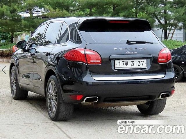 PORSCHE Cayenne 3.0 디젤 2012 - photo 3 - Import Corée du Sud | International Cars