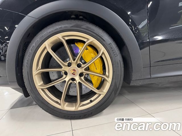 PORSCHE Cayenne (PO536) 4.0 Turbo GT Coupé 2025 - photo 15 - Import Corée du Sud | International Cars