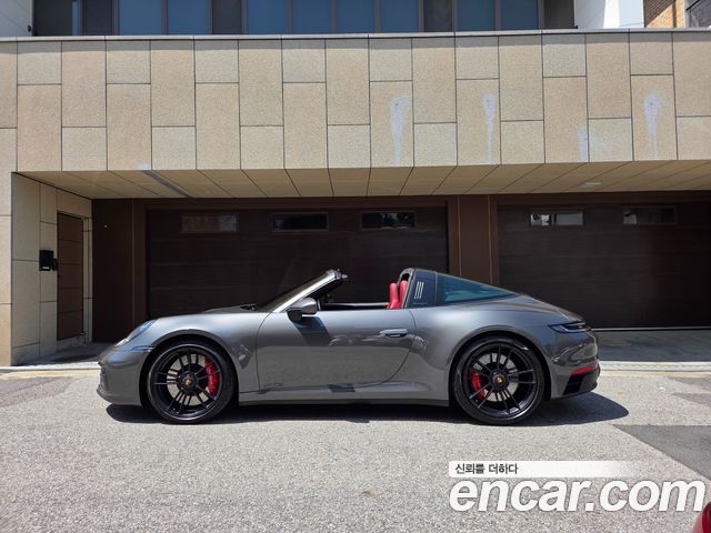 PORSCHE 911 (992) Targa 4 GTS 2024 - photo 4 - Import Corée du Sud | International Cars