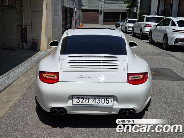 PORSCHE 911 Carrera S 2009 - photo 6 - Import Corée du Sud | International Cars
