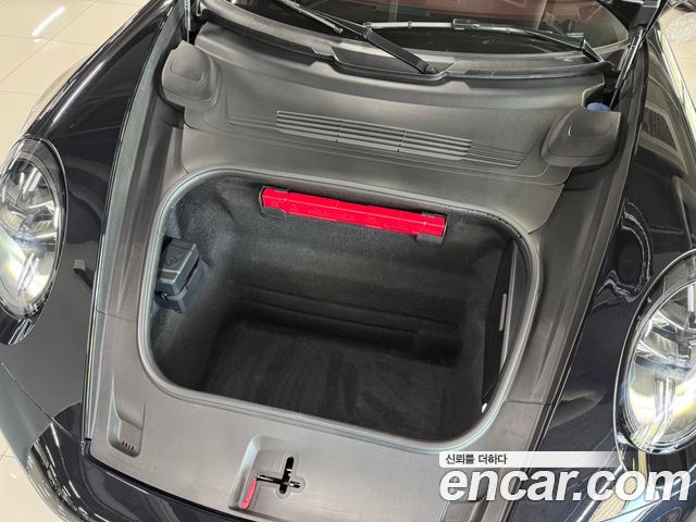 PORSCHE 911 (992) Targa 4 GTS 2025 - photo 17 - Import Corée du Sud | International Cars