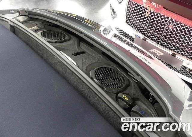 PORSCHE 911 (992) Targa 4 GTS 2024 - photo 6 - Import Corée du Sud | International Cars