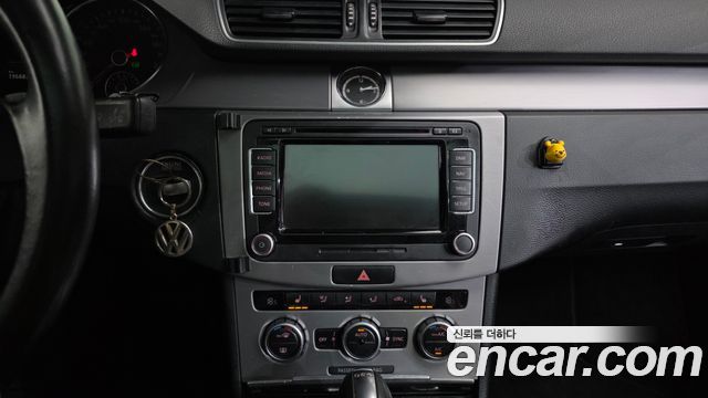 VOLKSWAGEN CC 2.0 TDI 블루모션 4모션 2015 - photo 14 - Import Corée du Sud | International Cars