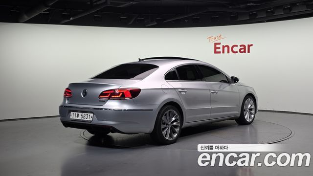 VOLKSWAGEN CC 2.0 TDI 블루모션 4모션 2015 - photo 2 - Import Corée du Sud | International Cars