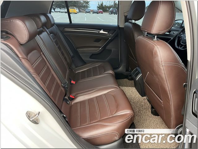 VOLKSWAGEN 골프 7세대 1.6 TDI 2014 - photo 15 - Import Corée du Sud | International Cars