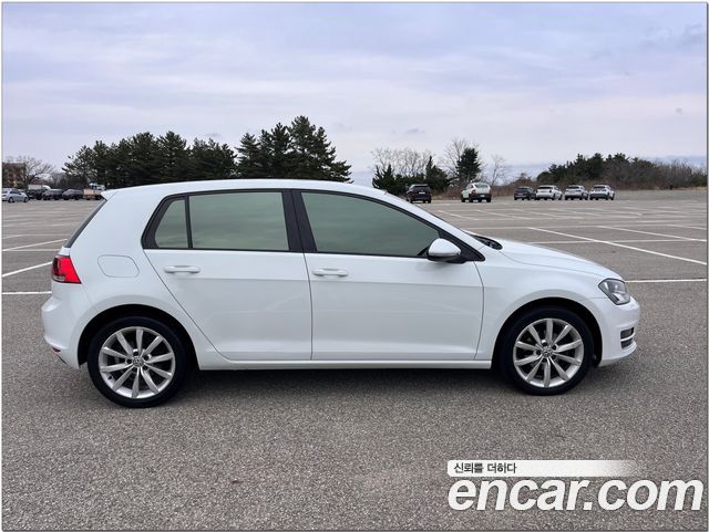 VOLKSWAGEN 골프 7세대 1.6 TDI 2014 - photo 4 - Import Corée du Sud | International Cars