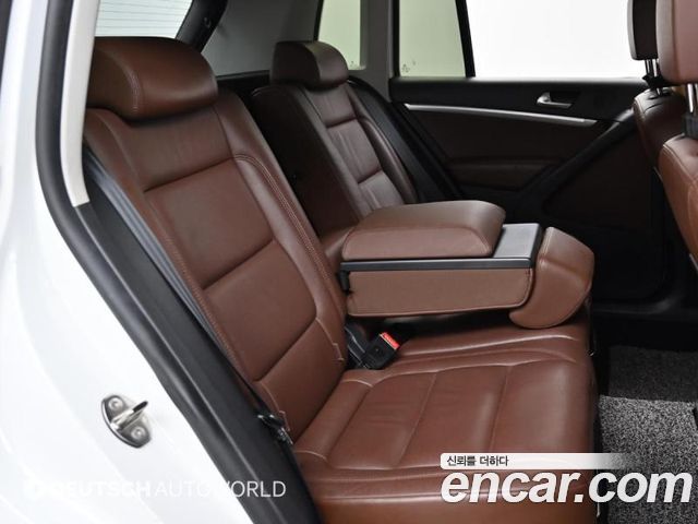 VOLKSWAGEN 티구안 2.0 TDI Premium 2015 - photo 12 - Import Corée du Sud | International Cars