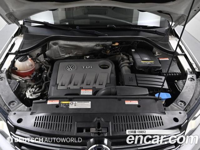VOLKSWAGEN 티구안 2.0 TDI Premium 2015 - photo 6 - Import Corée du Sud | International Cars