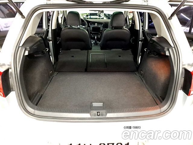 VOLKSWAGEN 골프 7세대 1.4 TSI Premium 2014 - photo 20 - Import Corée du Sud | International Cars
