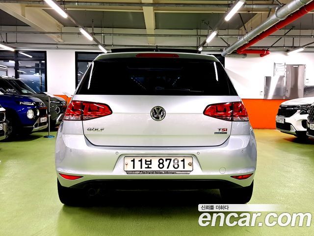 VOLKSWAGEN 골프 7세대 1.4 TSI Premium 2014 - photo 4 - Import Corée du Sud | International Cars