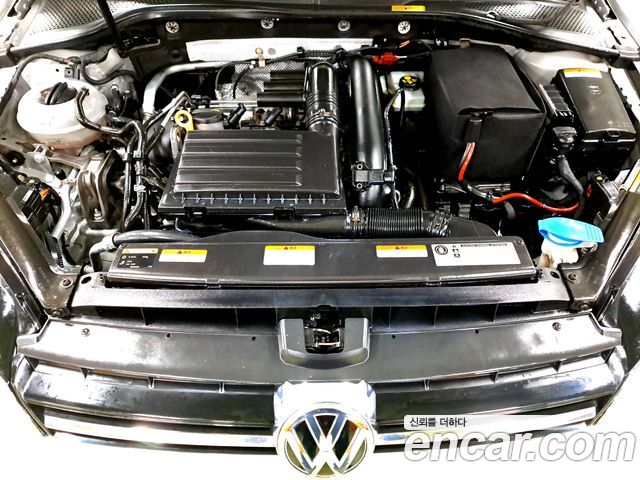 VOLKSWAGEN 골프 7세대 1.4 TSI Premium 2014 - photo 6 - Import Corée du Sud | International Cars