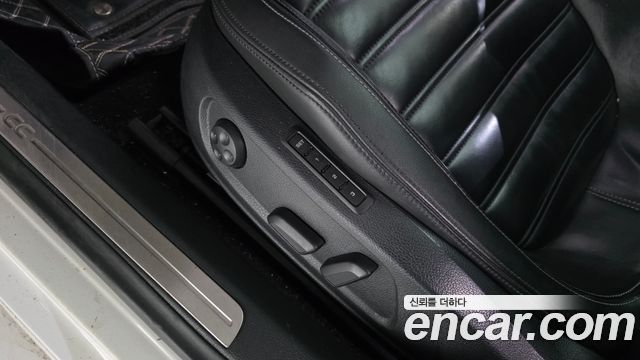 VOLKSWAGEN CC 2.0 TDI 블루모션 4모션 2014 - photo 17 - Import Corée du Sud | International Cars