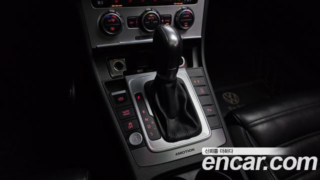 VOLKSWAGEN CC 2.0 TDI 블루모션 4모션 2014 - photo 9 - Import Corée du Sud | International Cars