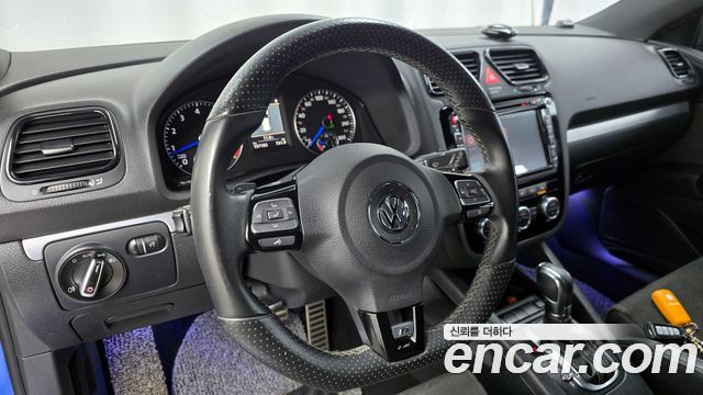 VOLKSWAGEN 시로코 2.0 TSI R 2013 - photo 13 - Import Corée du Sud | International Cars