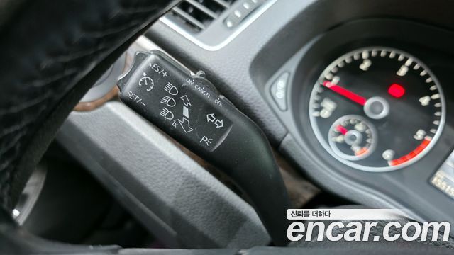 VOLKSWAGEN 파사트 2.0 TDI 2015 - photo 17 - Import Corée du Sud | International Cars