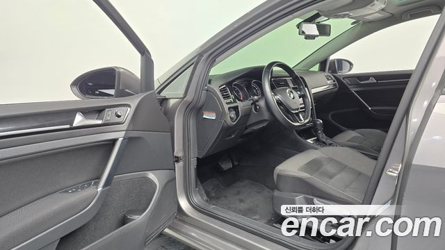 VOLKSWAGEN 골프 7세대 2.0 TDI 2014 - photo 10 - Import Corée du Sud | International Cars