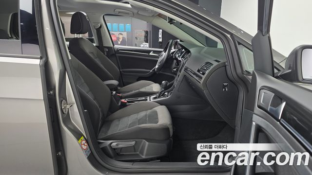 VOLKSWAGEN 골프 7세대 2.0 TDI 2014 - photo 11 - Import Corée du Sud | International Cars