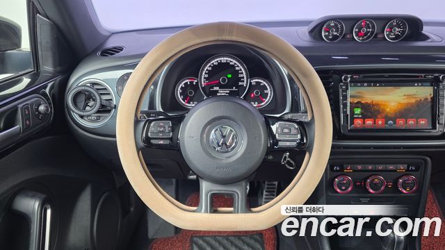 VOLKSWAGEN 비틀 2.0 TDI Premium 2015 - photo 13 - Import Corée du Sud | International Cars