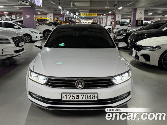 VOLKSWAGEN 파사트 GT(B8) 2.0 TDI Premium 2018 - photo 11 - Import Corée du Sud | International Cars