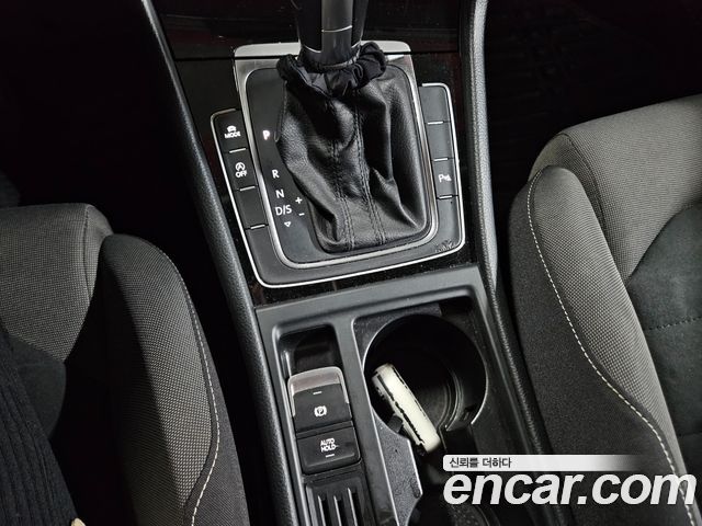VOLKSWAGEN 골프 7세대 2.0 TDI 2015 - photo 14 - Import Corée du Sud | International Cars