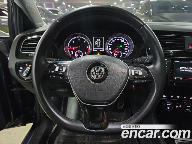 VOLKSWAGEN 골프 7세대 2.0 TDI 2015 - photo 9 - Import Corée du Sud | International Cars