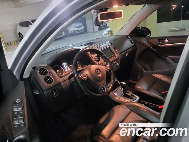 VOLKSWAGEN 티구안 2.0 TDI Premium 2014 - photo 5 - Import Corée du Sud | International Cars
