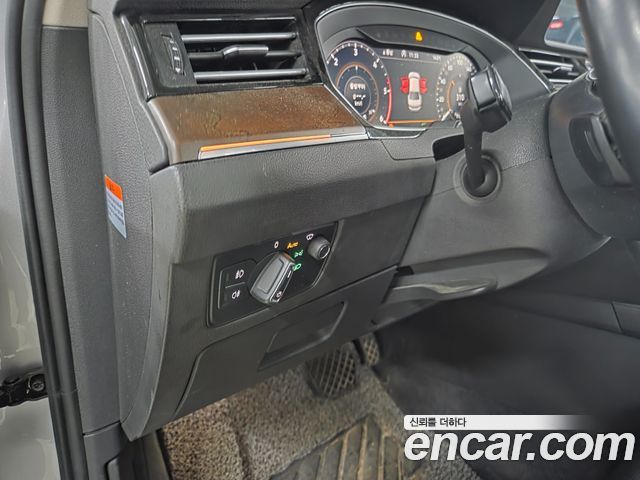 VOLKSWAGEN 파사트 GT(B8) 2.0 TDI 4모션 프레스티지 2018 - photo 15 - Import Corée du Sud | International Cars