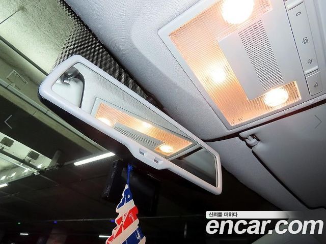 VOLKSWAGEN 폴로 1.6 TDI R-Line 2014 - photo 16 - Import Corée du Sud | International Cars