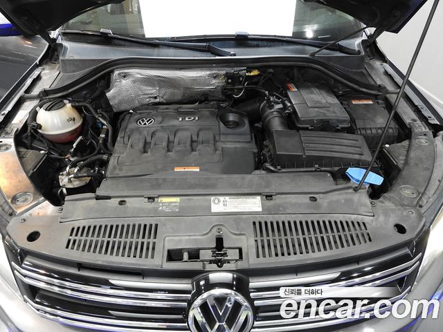 VOLKSWAGEN 티구안 2.0 TDI 컴포트 2016 - photo 6 - Import Corée du Sud | International Cars