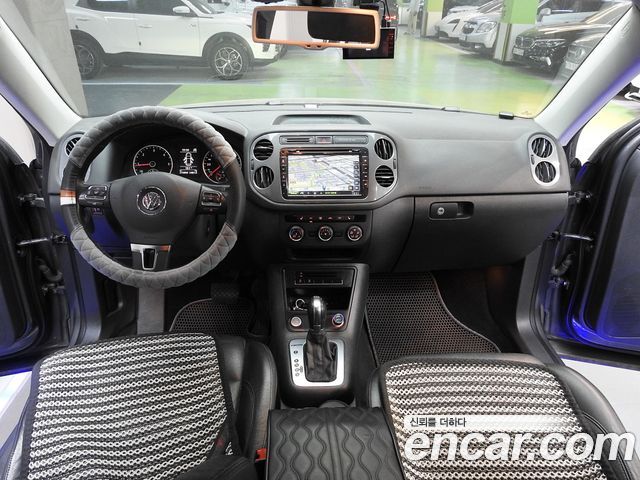 VOLKSWAGEN 티구안 2.0 TDI 컴포트 2016 - photo 7 - Import Corée du Sud | International Cars