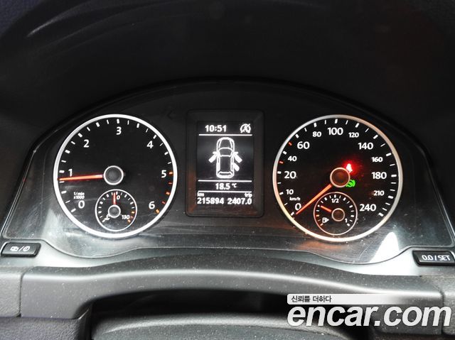 VOLKSWAGEN 티구안 2.0 TDI 컴포트 2016 - photo 8 - Import Corée du Sud | International Cars