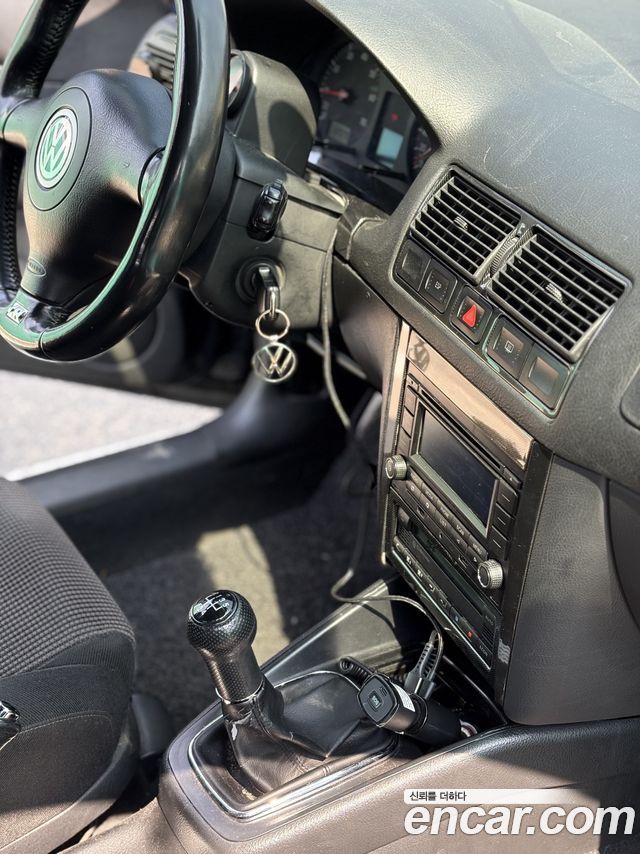 VOLKSWAGEN 골프 4세대 1.8 GTI 2003 - photo 15 - Import Corée du Sud | International Cars